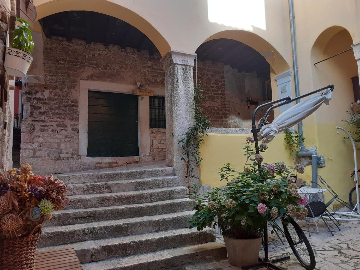 Apartment Eufemia Rovinj Bagian luar foto